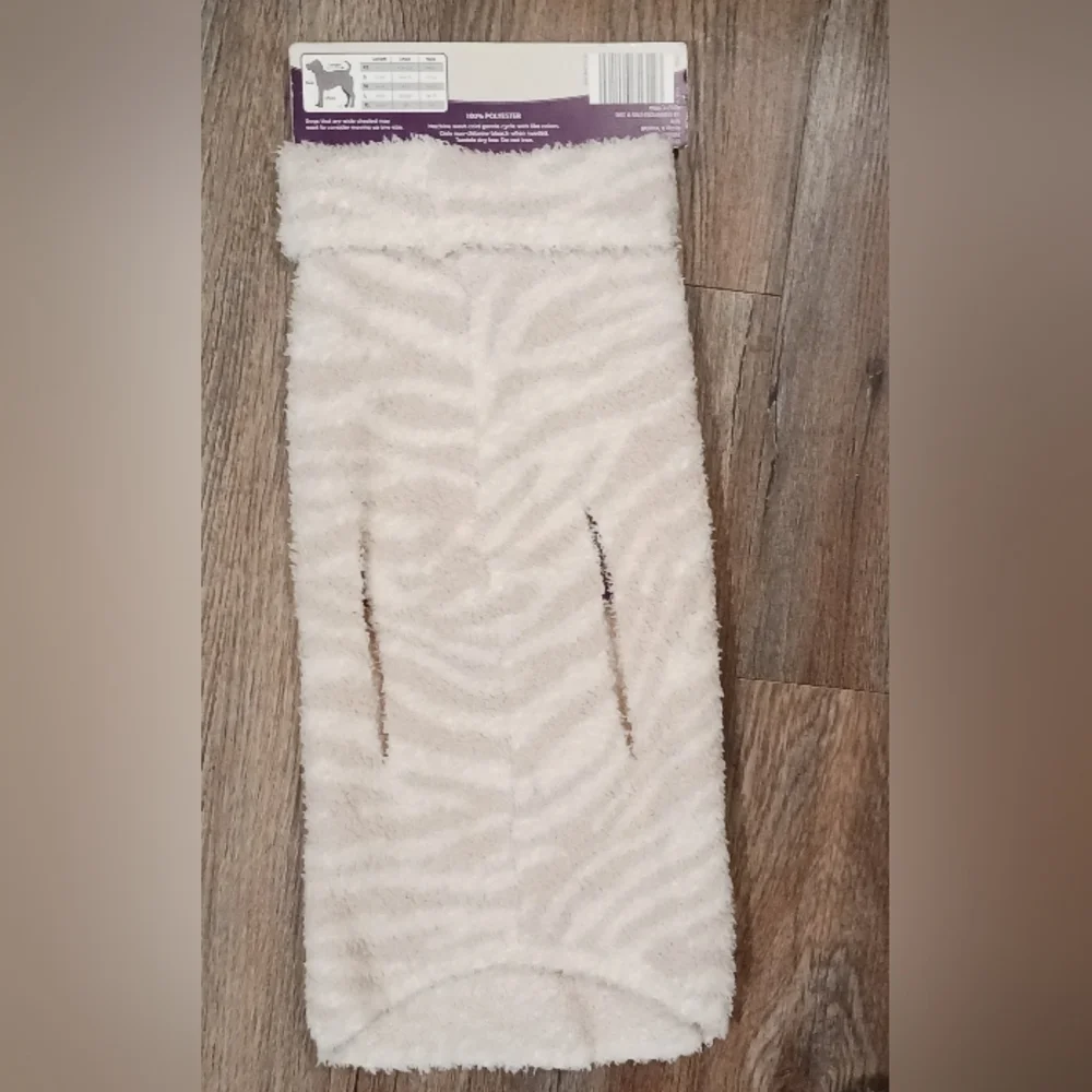 🐶NWT PET SWEATER🐶 - Picture 2 of 2